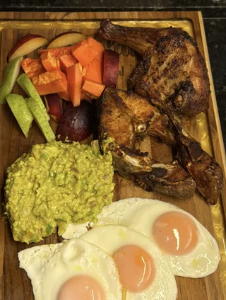 Tábua 10 — Tábua da Tilápia com Guacamole